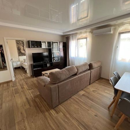 Genuar Apartments Malaga Center. Free Parking Экстерьер фото