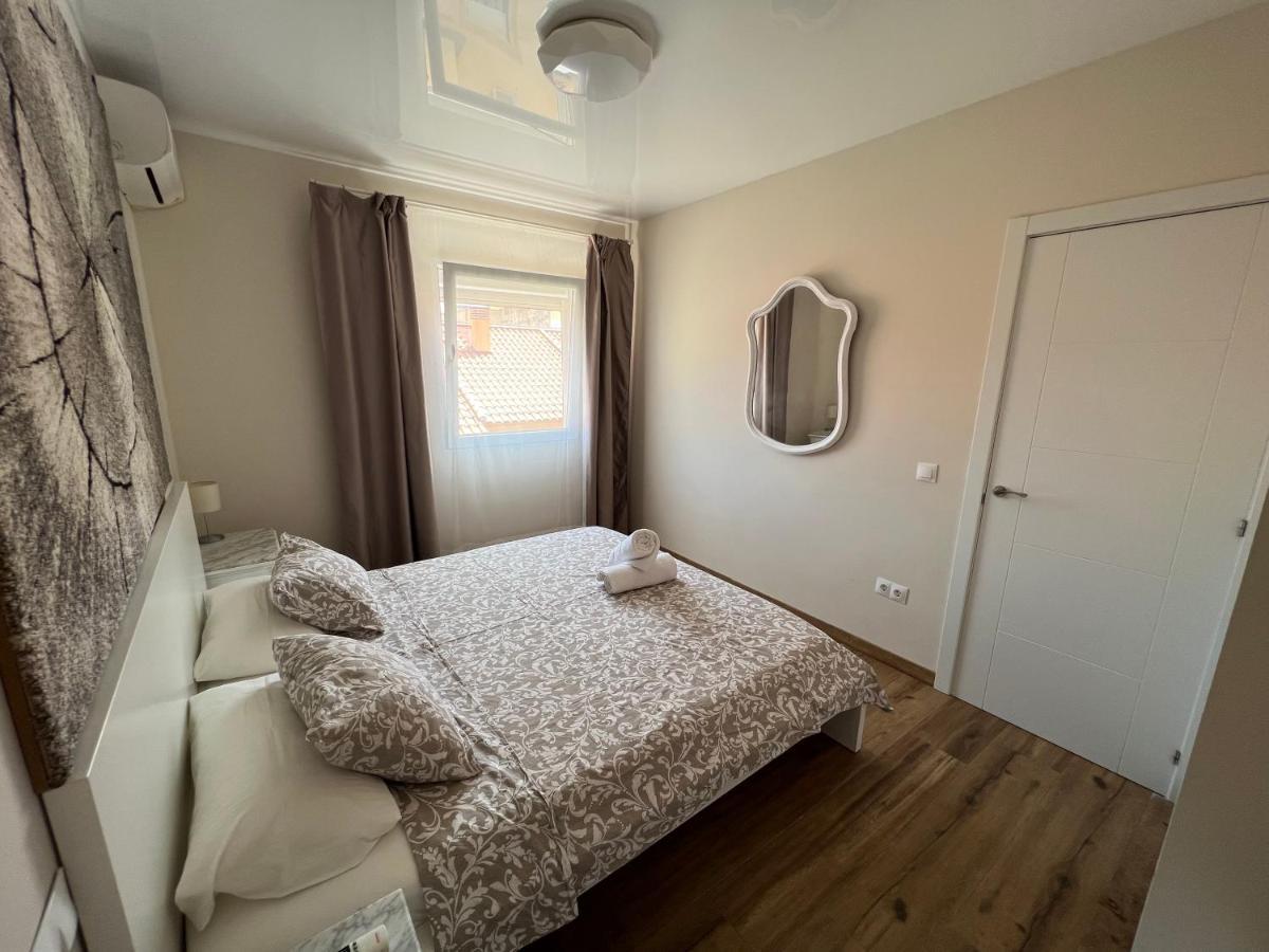 Genuar Apartments Malaga Center. Free Parking Экстерьер фото