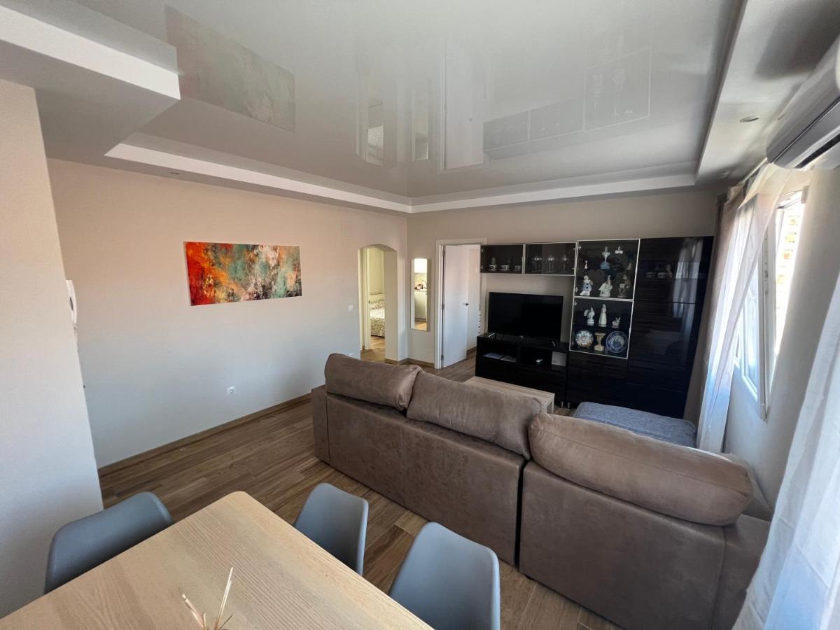 Genuar Apartments Malaga Center. Free Parking Экстерьер фото