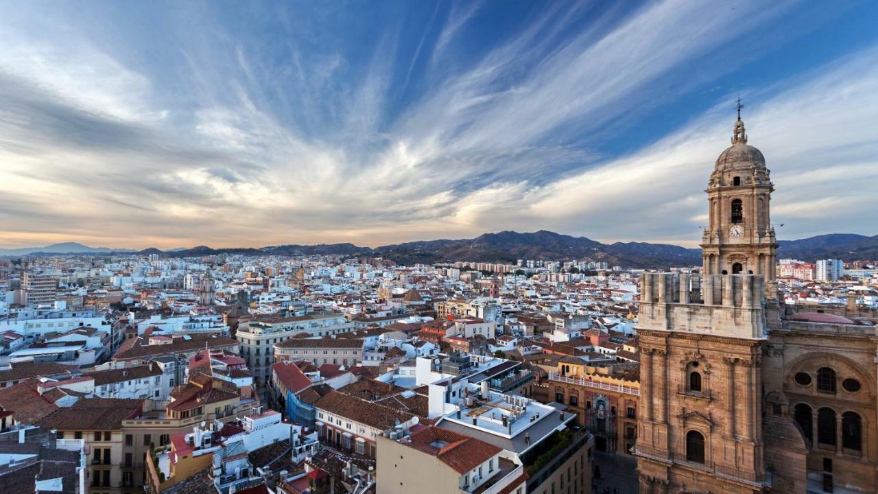 Genuar Apartments Malaga Center. Free Parking Экстерьер фото